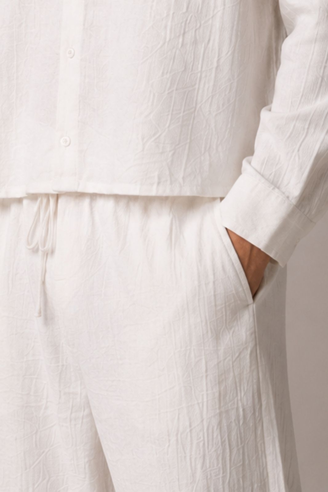 MEN’S LINEN TROUSERS