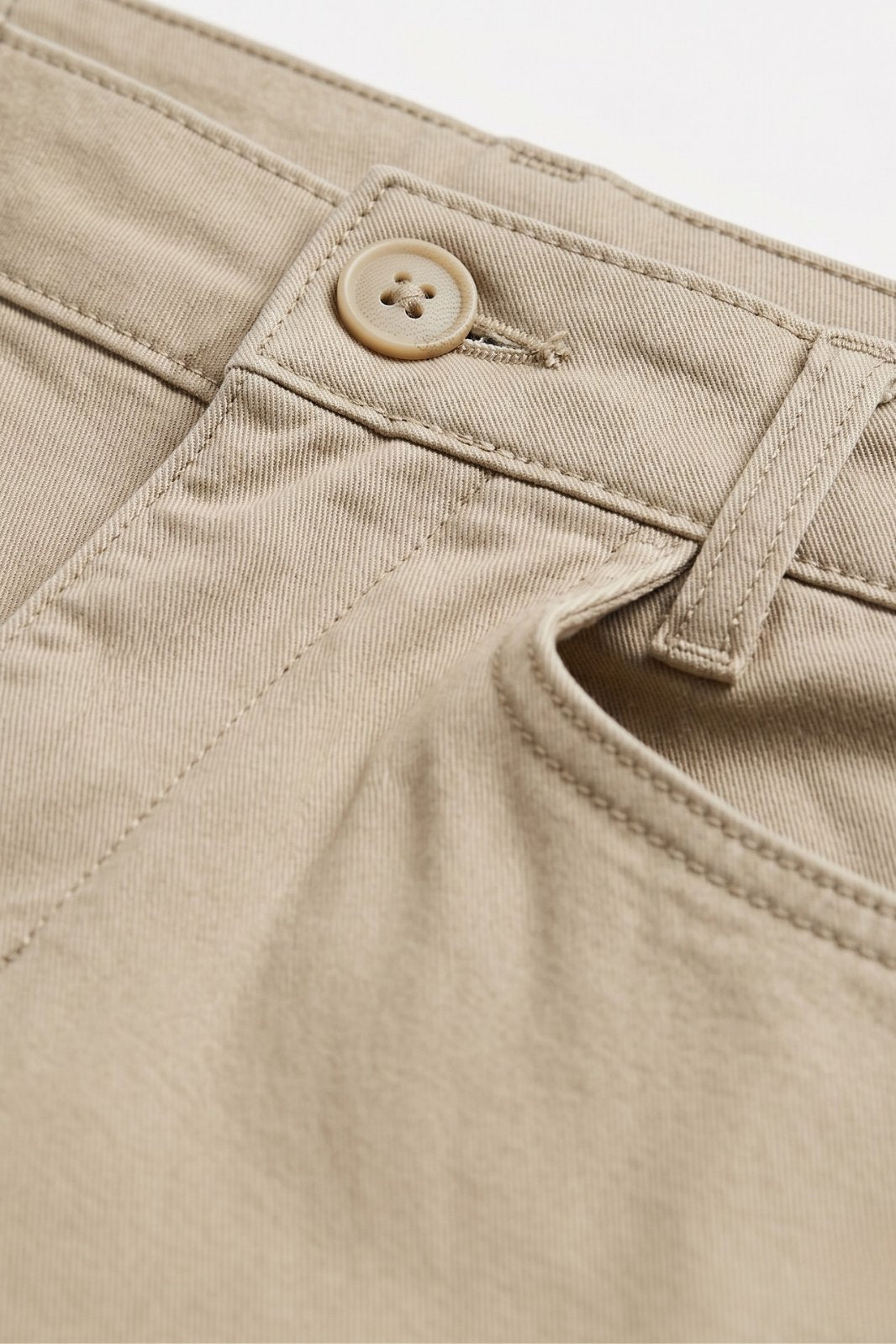 CHINOS STRAIGHT FIT