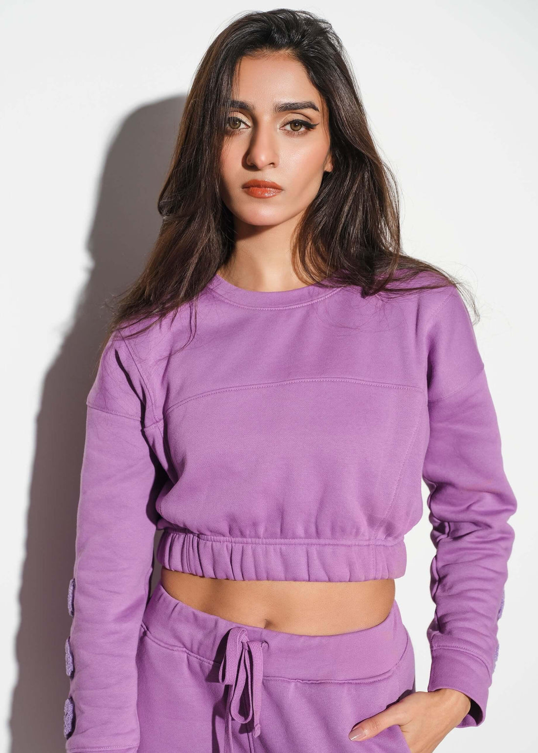 women sweatshirt rib knit cuffs premium finish - wear verve