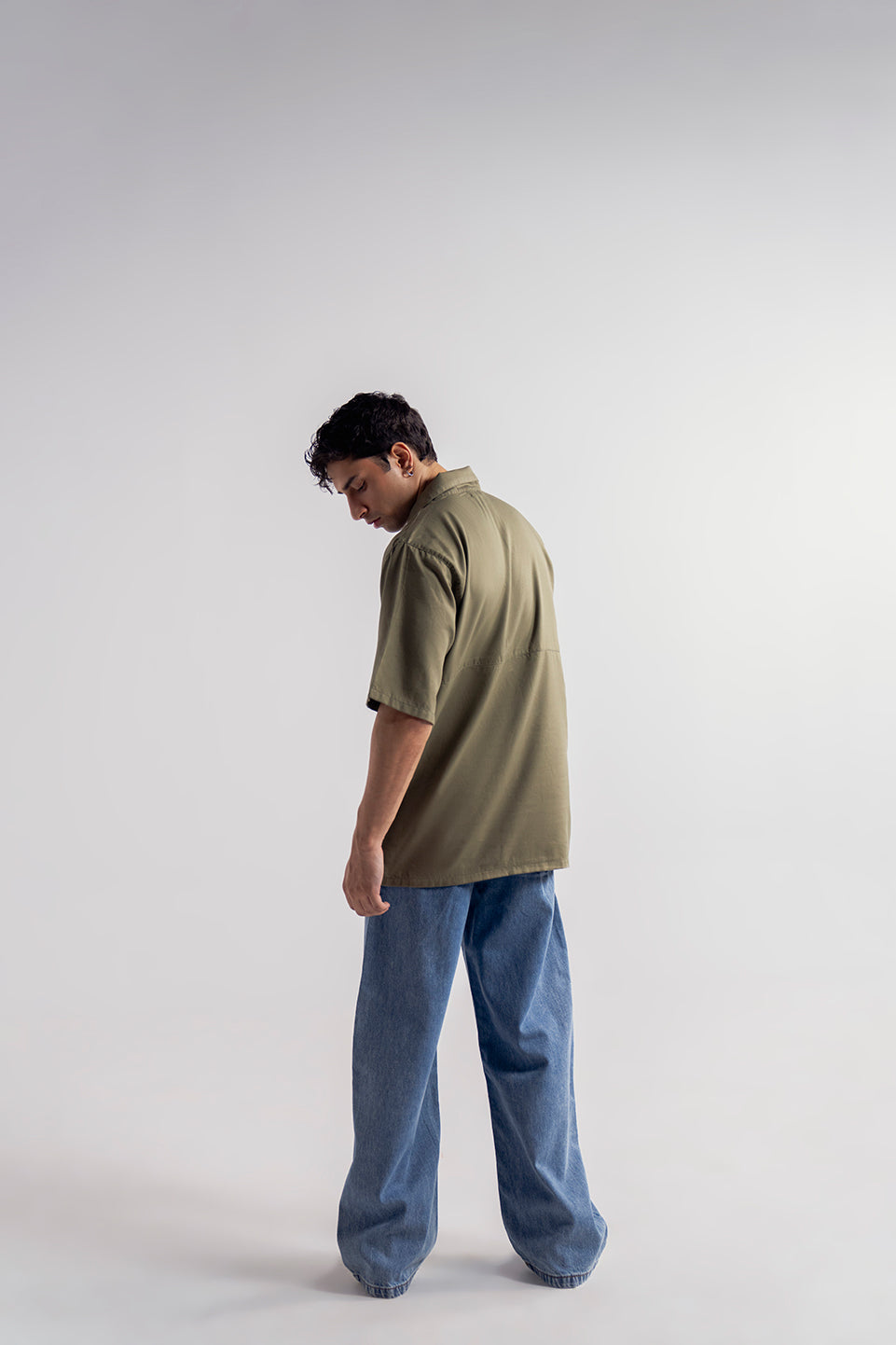 RELAXED FIT SHORT SLEEVE OVERSHIRT