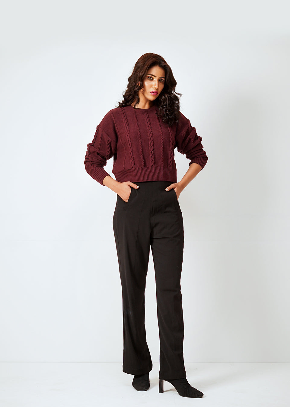 MAROON SWEATER