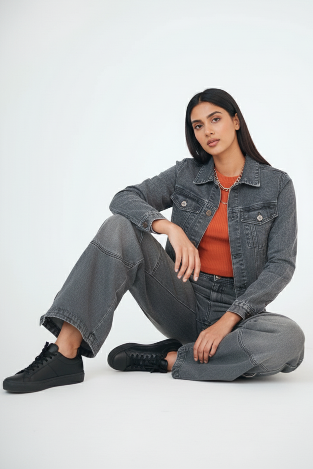 CROPPED GREY DENIM JACKET