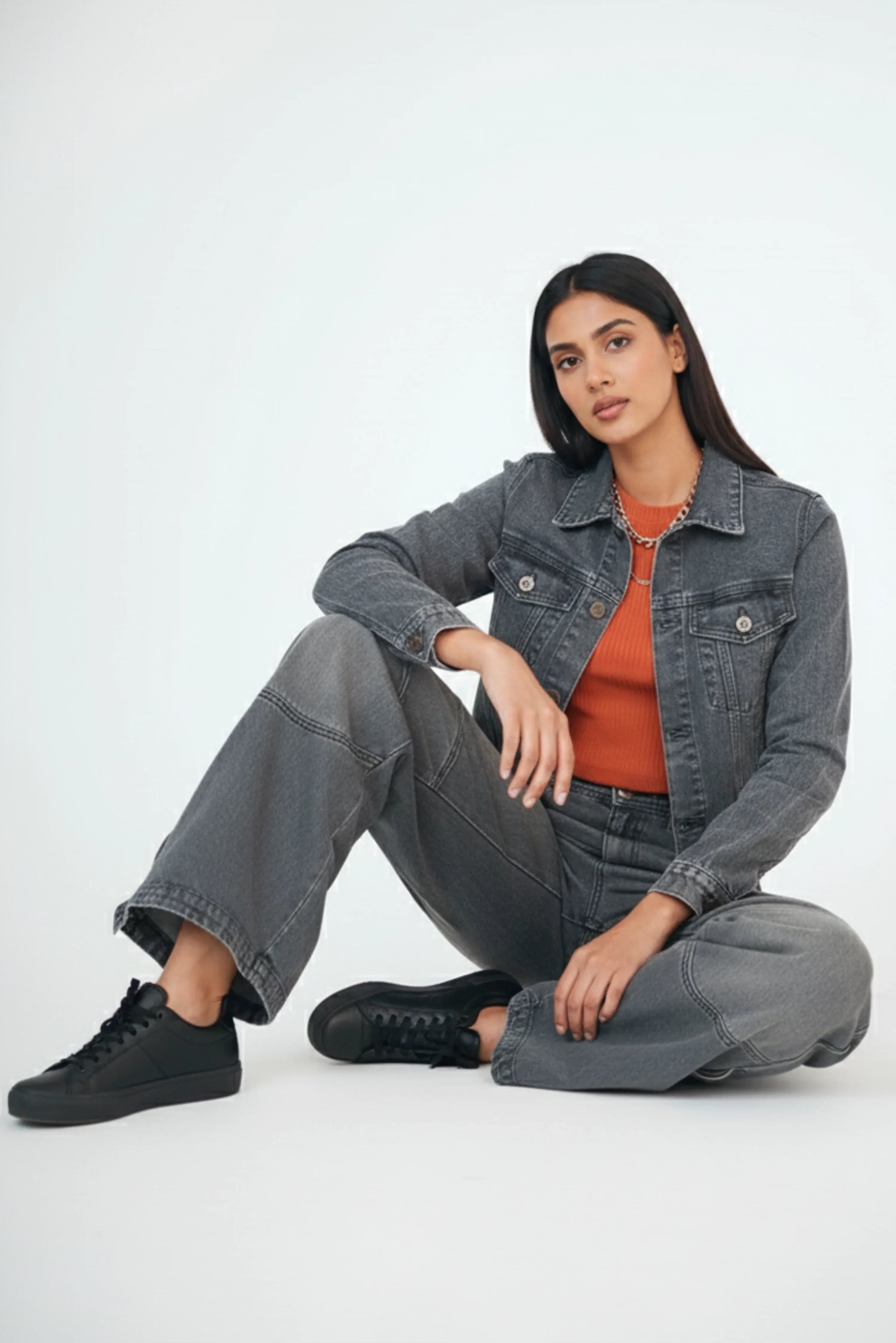 CROPPED GREY DENIM JACKET