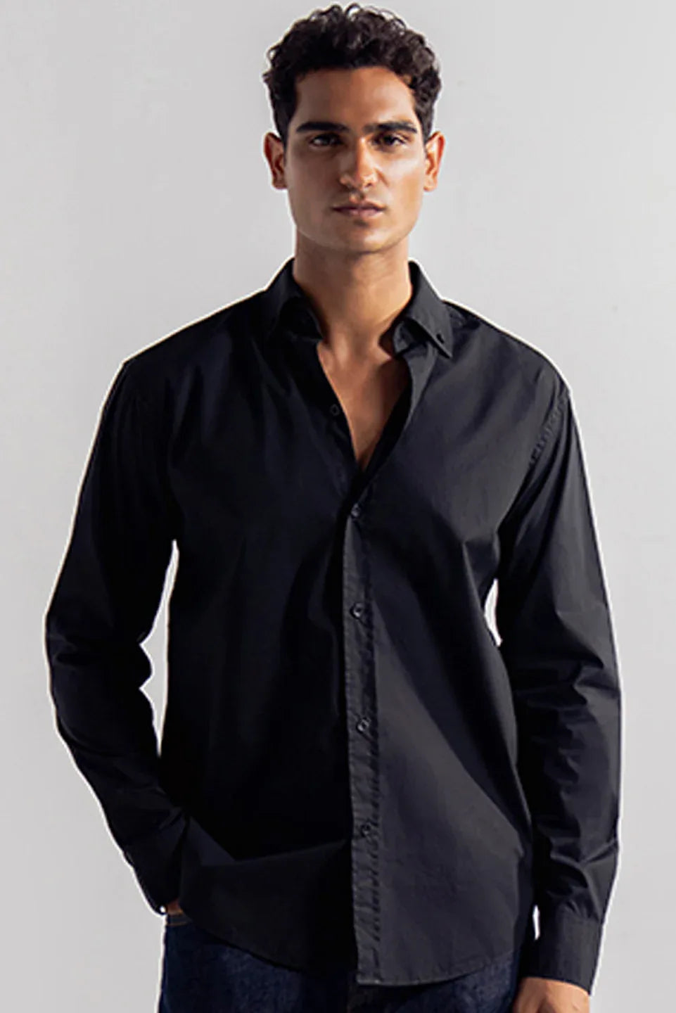 black button down casual shirt for men