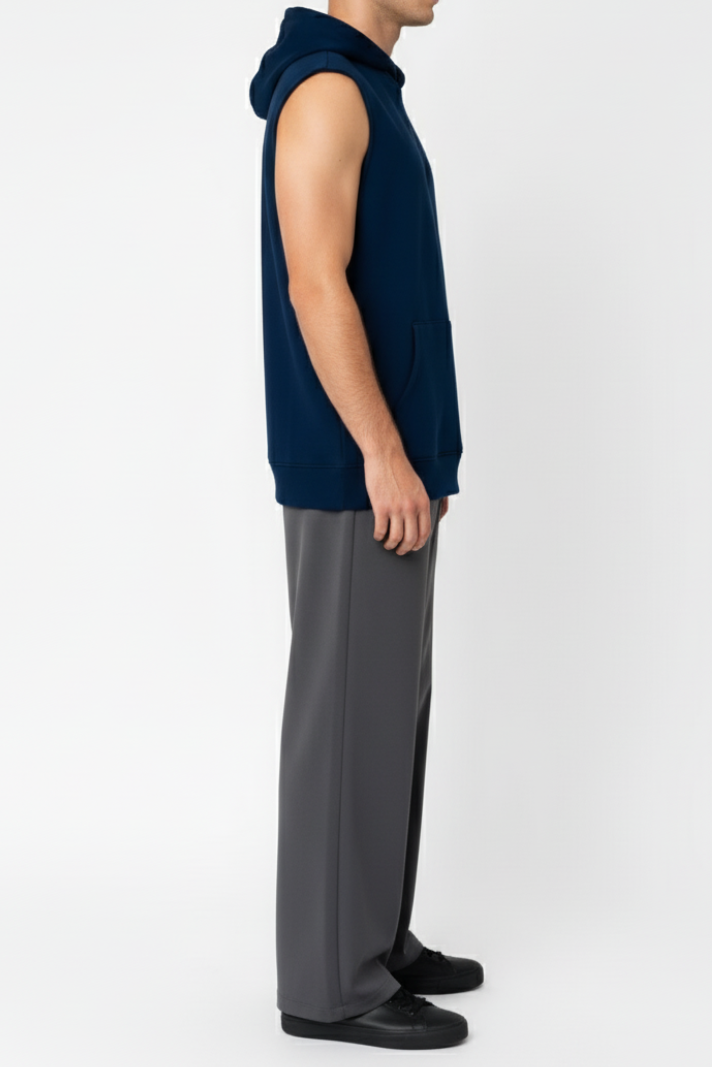 SLEEVELESS HOODIE